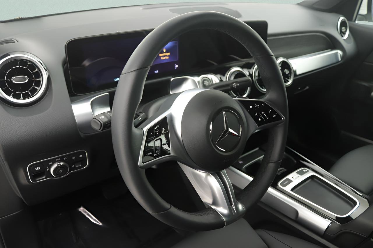 Certified 2026 Mercedes-Benz GLB 250 image 14