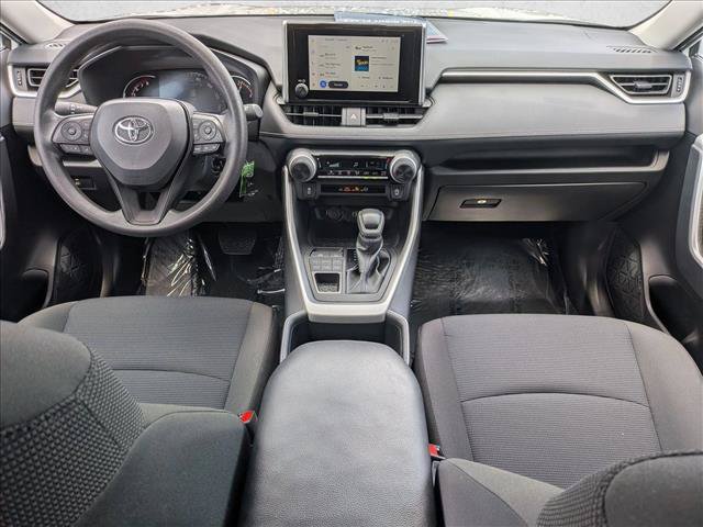 Used 2024 Toyota RAV4 LE AWD/4WD image 17