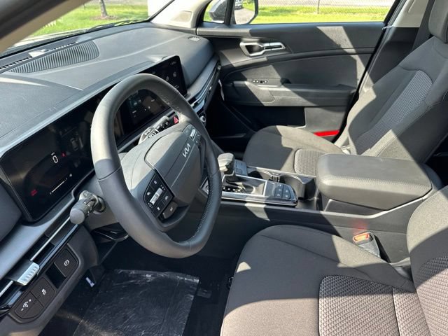 New 2026 Kia Sportage LX w/ LX Convenience Package FWD image 7