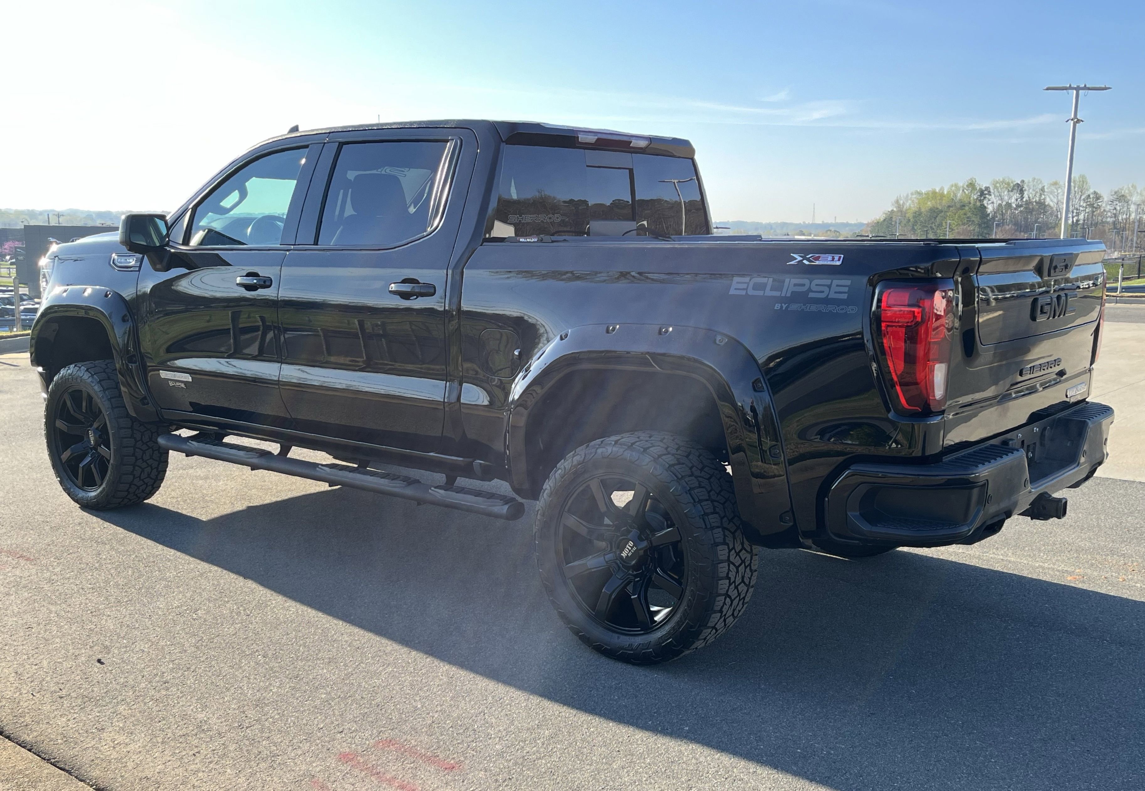 Used 2023 GMC Sierra 1500 Elevation w/ Preferred Package image 7