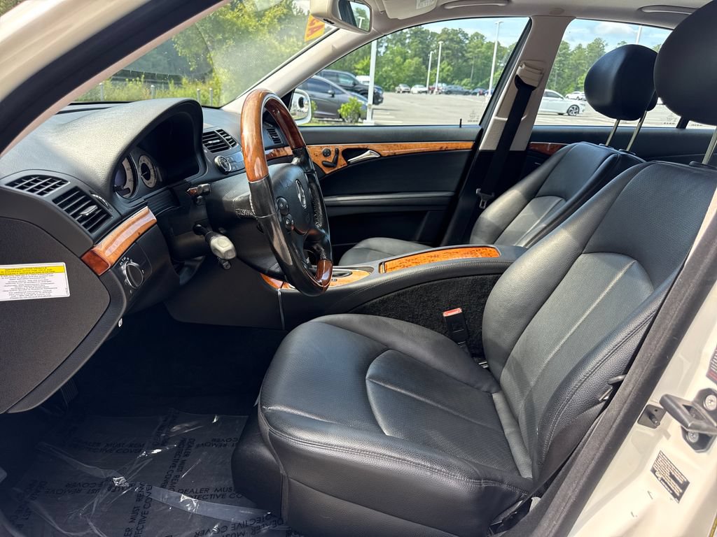 Used 2008 Mercedes-Benz E 350 4MATIC Sedan image 12