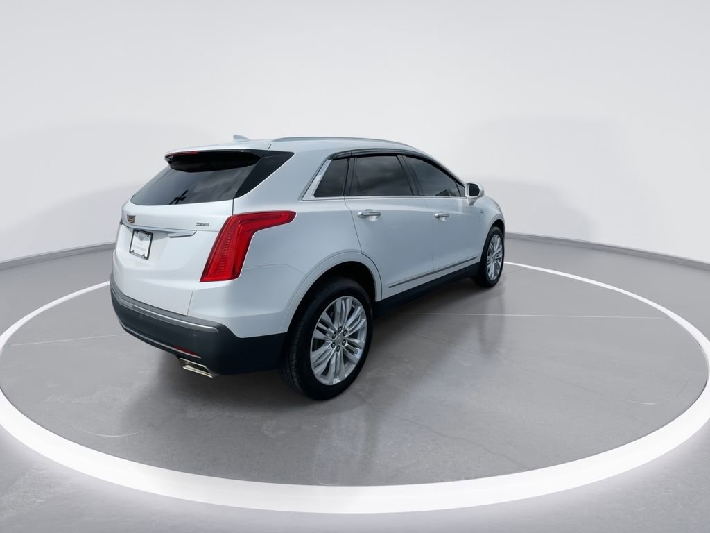 Used 2017 Cadillac XT5 Premium Luxury w/ Advanced Security Package image 8