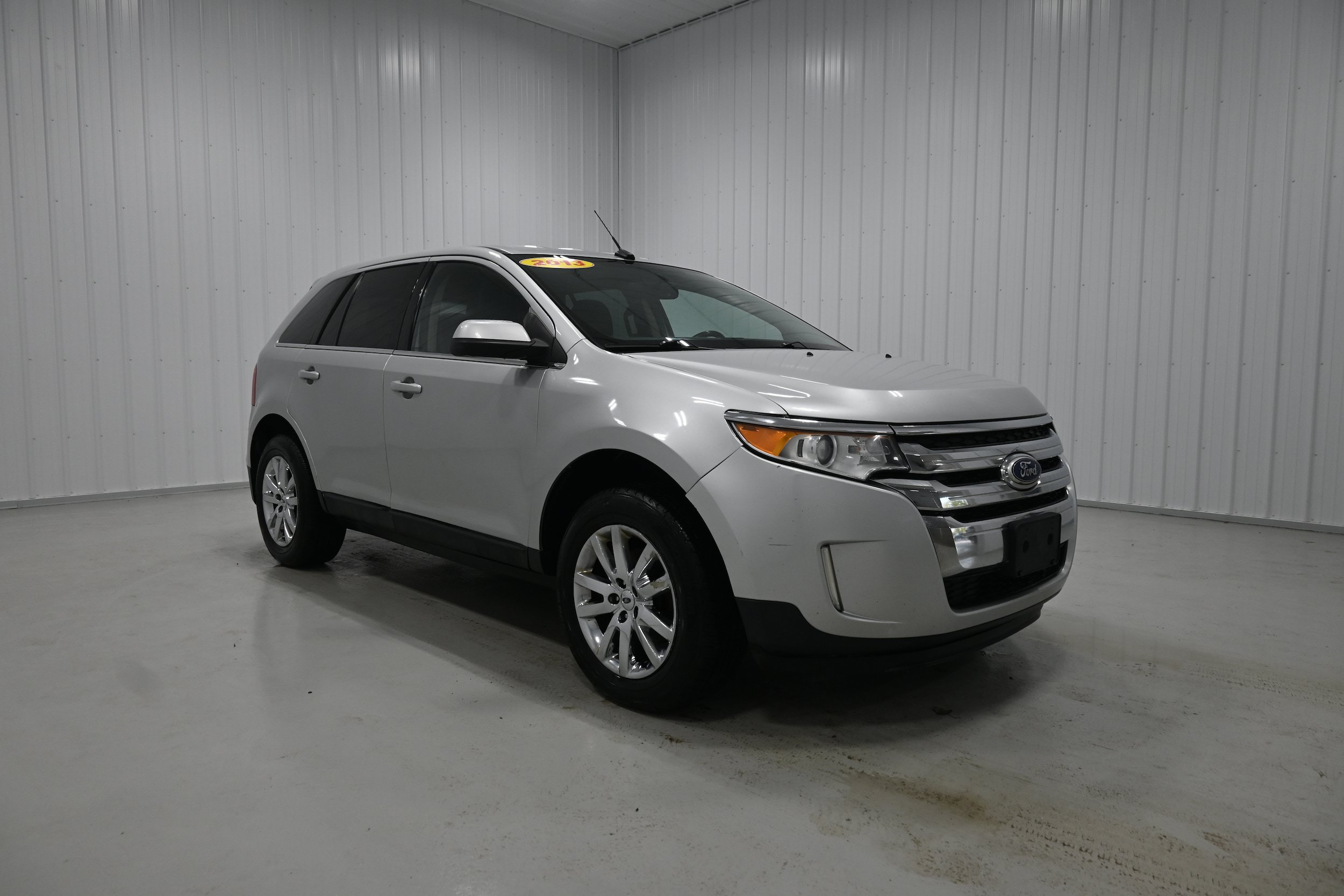 Used 2013 Ford Edge Limited FWD image 2