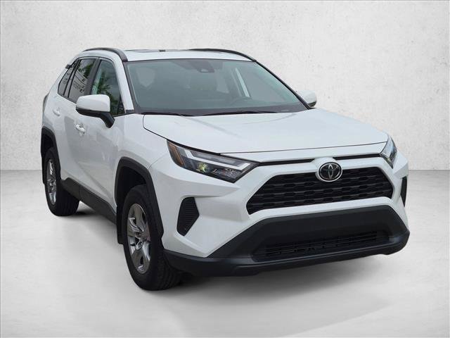 Used 2024 Toyota RAV4 XLE w/ Convenience Package FWD image 3