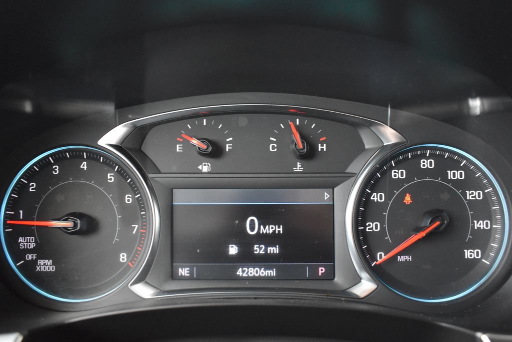 Used 2023 Chevrolet Traverse LT FWD image 18