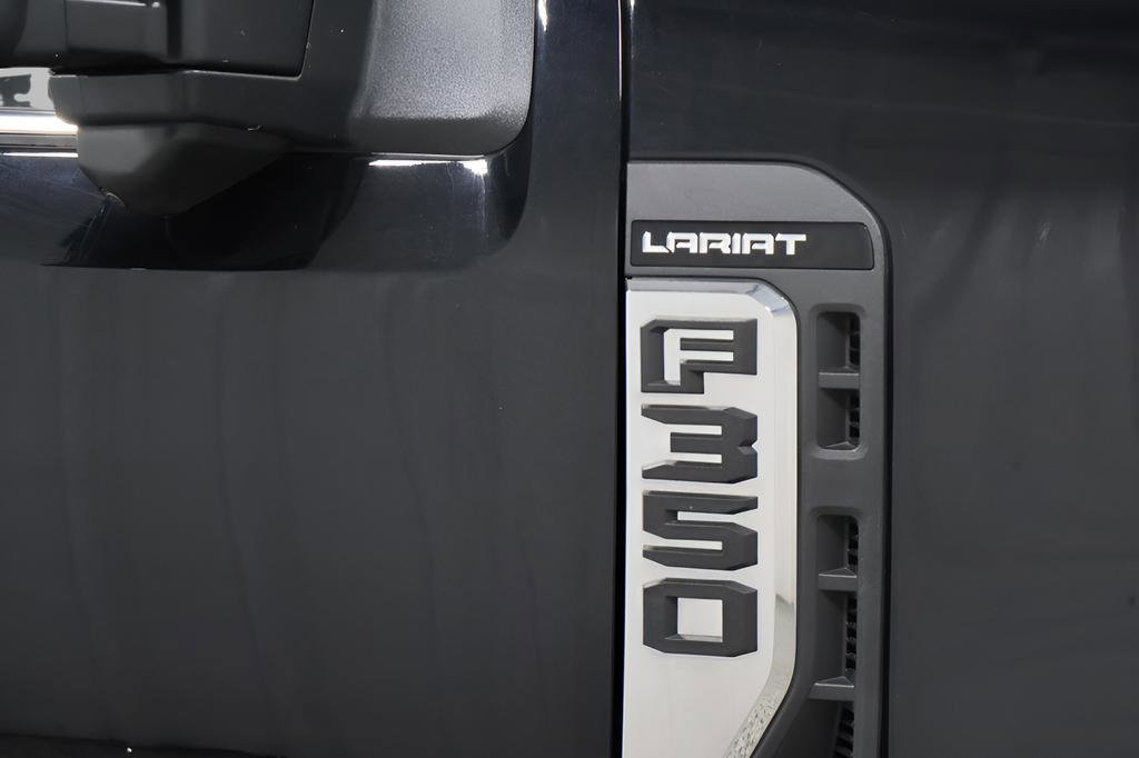 Used 2024 Ford F350 Lariat w/ Lariat Ultimate Package AWD/4WD image 36