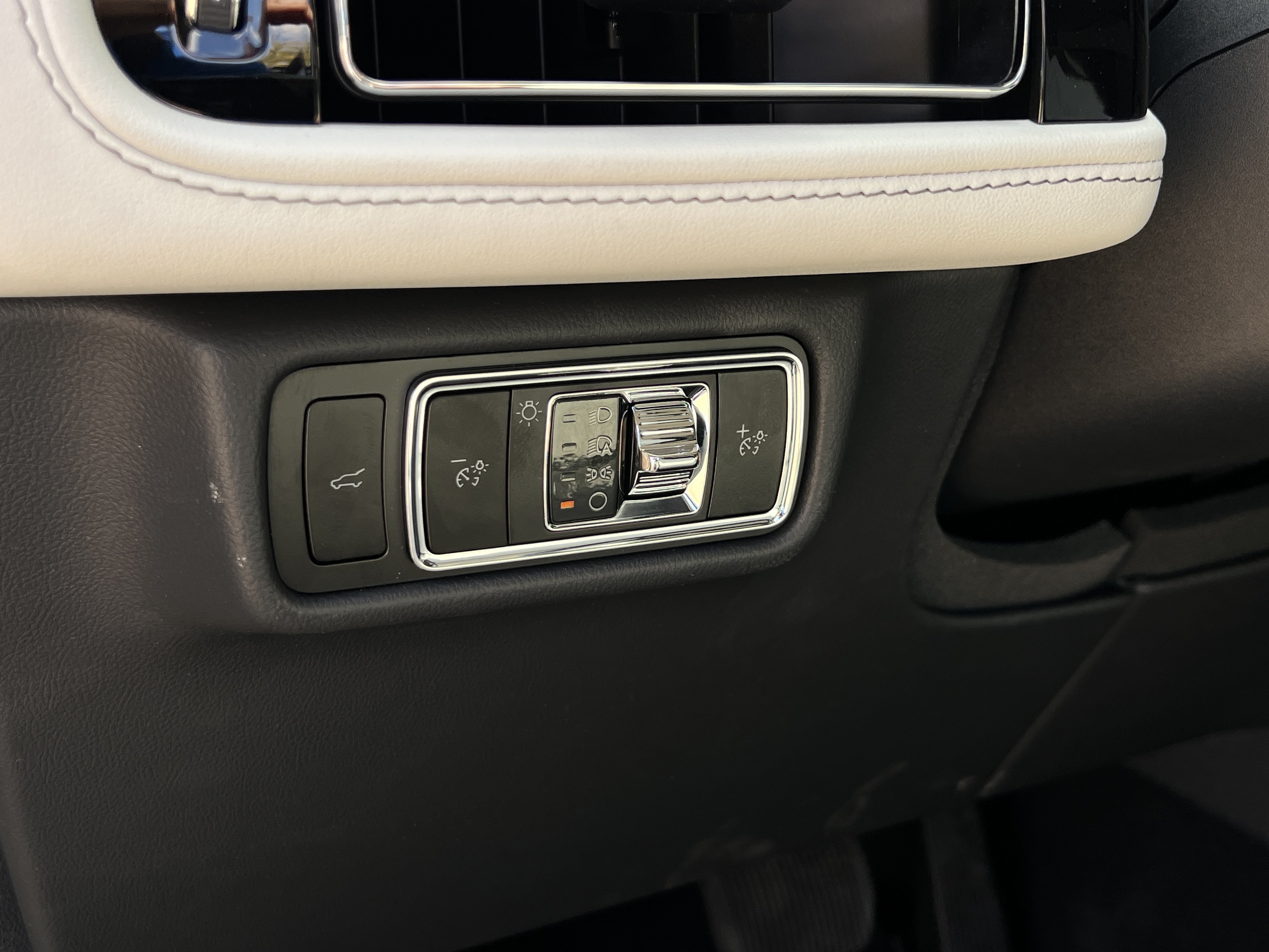 New 2027 Lincoln Aviator Reserve RWD image 23