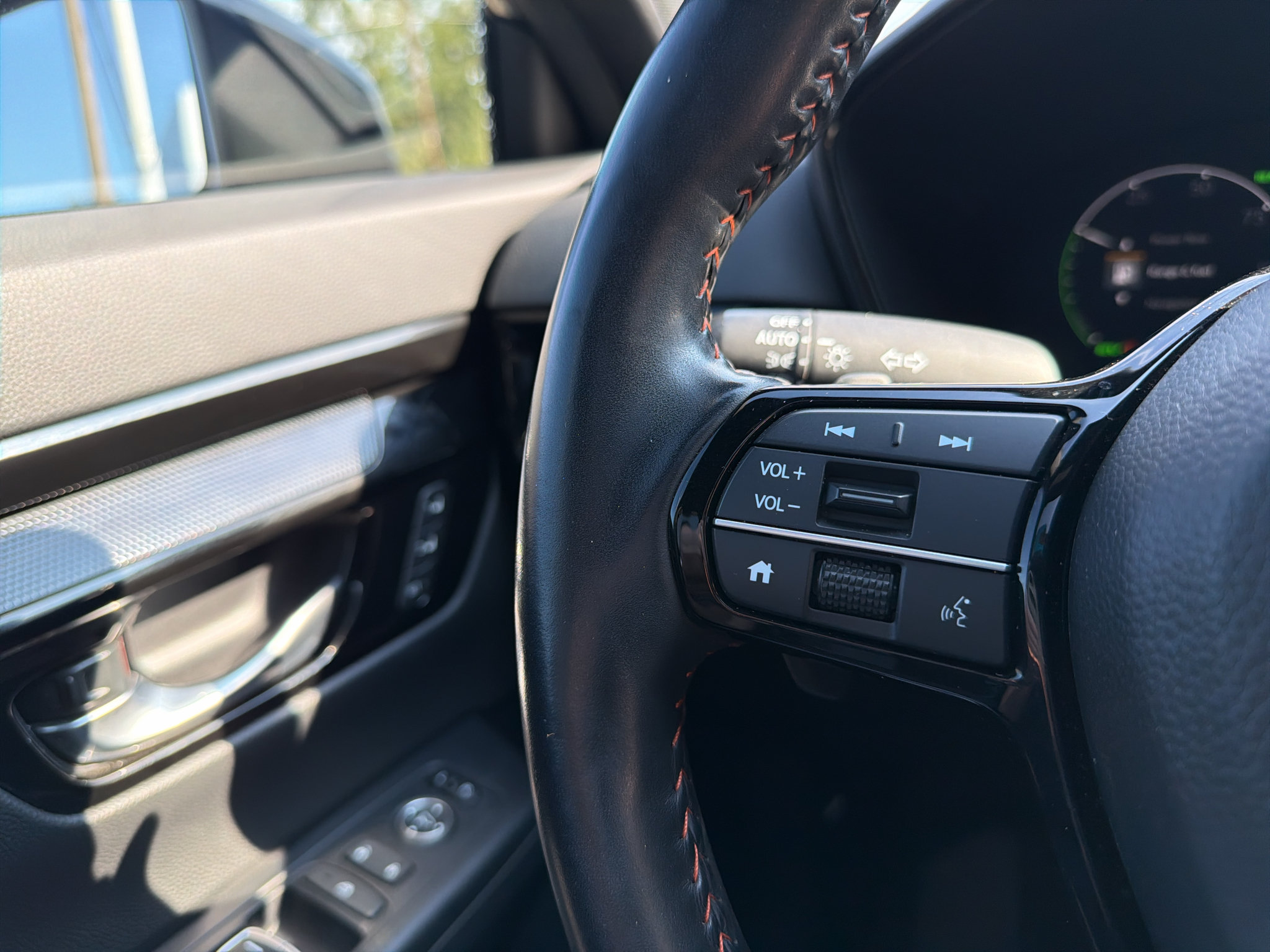 Used 2024 Honda CR-V Sport Touring image 32