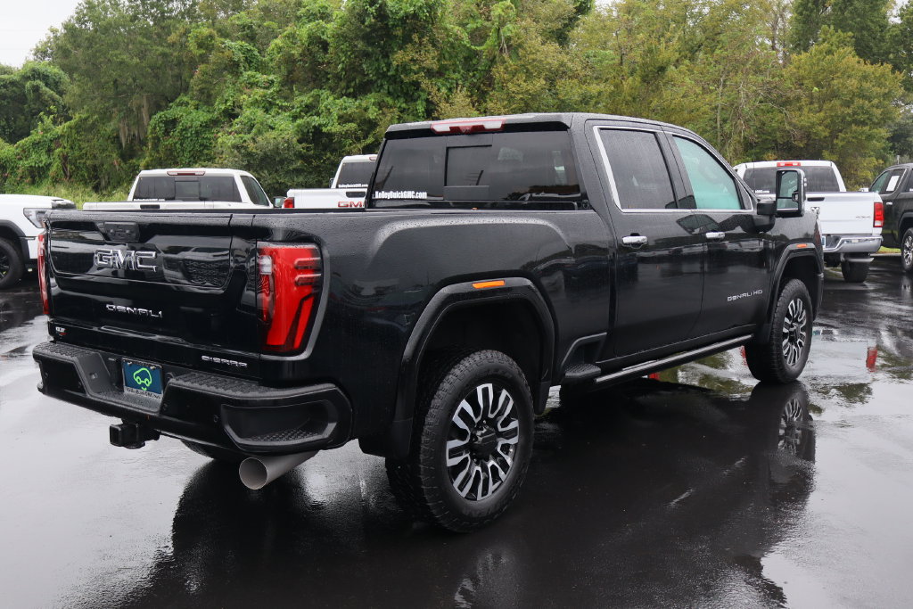 Certified 2024 GMC Sierra 3500 Denali Ultimate AWD/4WD image 9