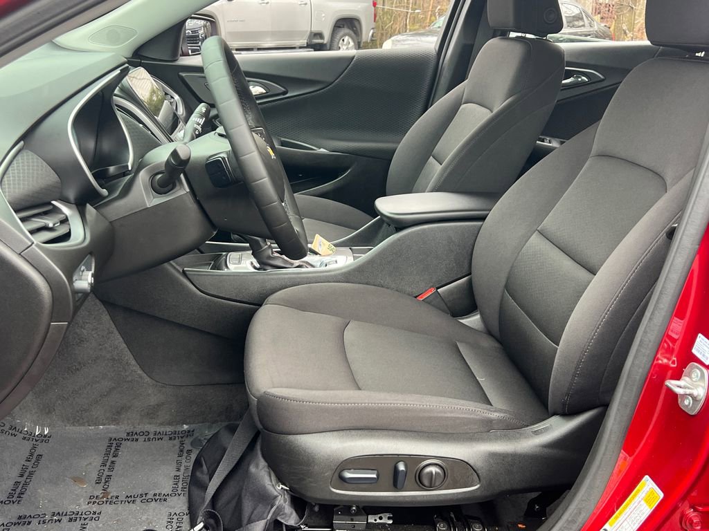 Used 2024 Chevrolet Malibu RS image 18