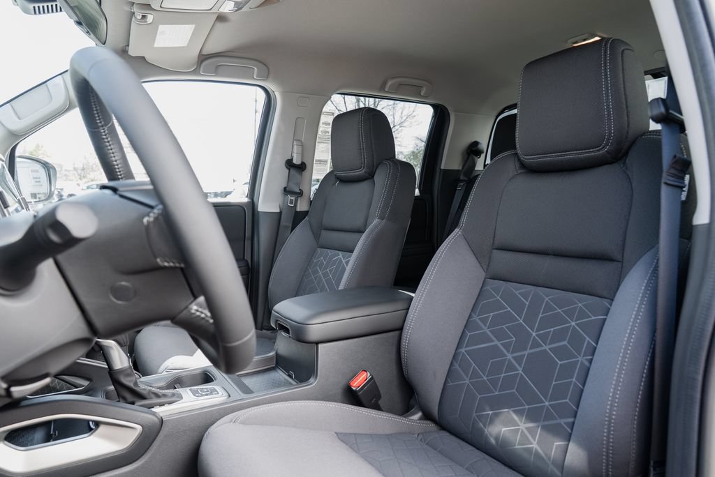 New 2026 Nissan Frontier SV AWD/4WD image 22