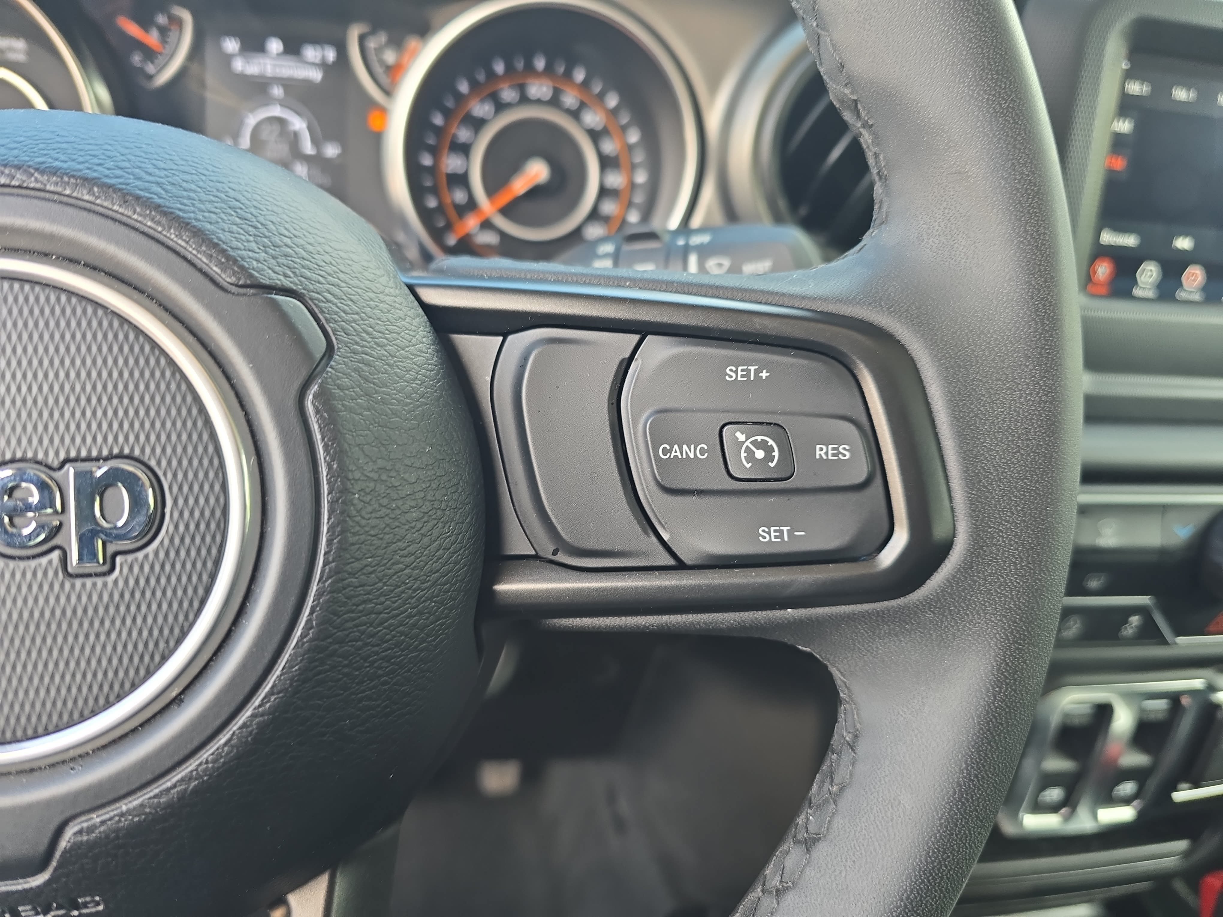 Used 2023 Jeep Wrangler Sport AWD/4WD image 17