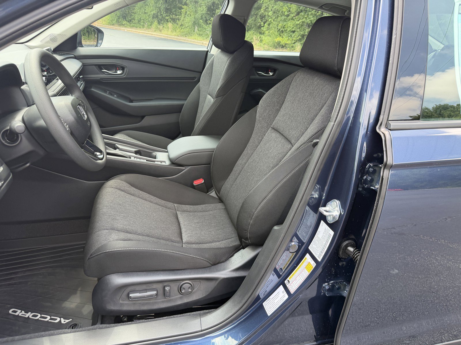 New 2026 Honda Accord SE image 15