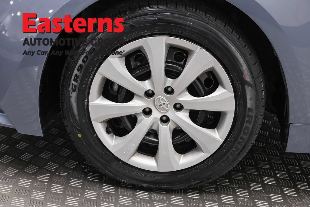 Used 2024 Toyota Corolla LE FWD image 31