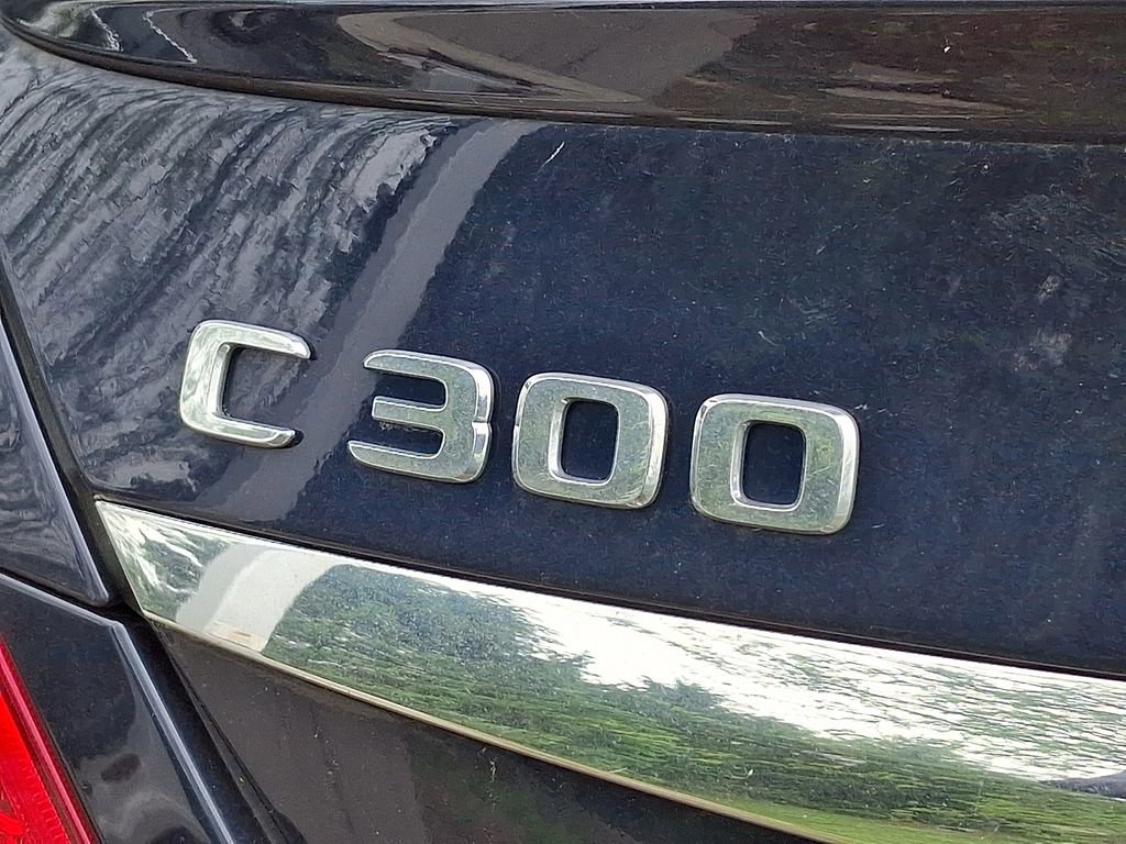 Used 2018 Mercedes-Benz C 300 4MATIC Sedan image 5