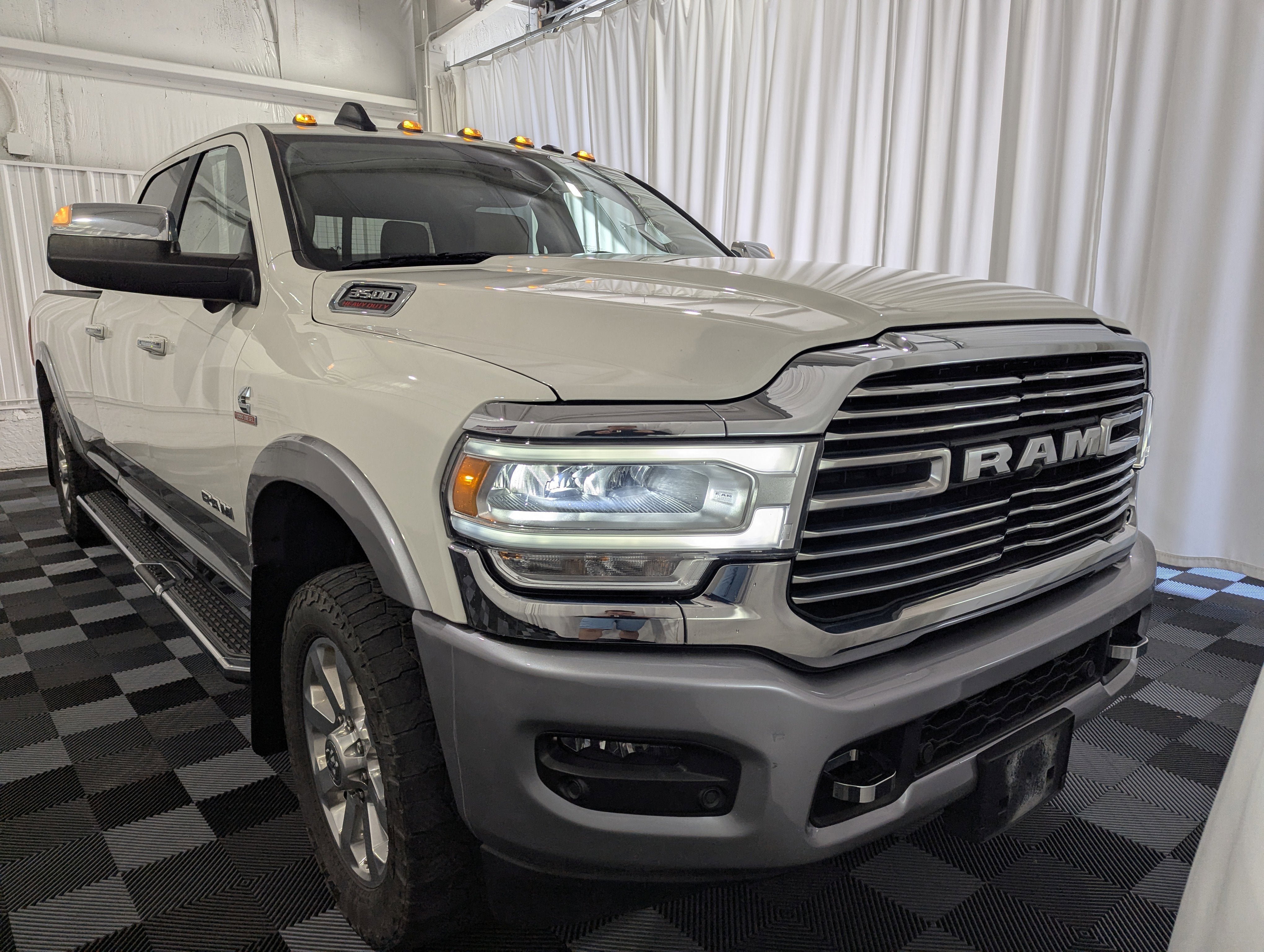 Used 2020 RAM 3500 Laramie AWD/4WD image 5