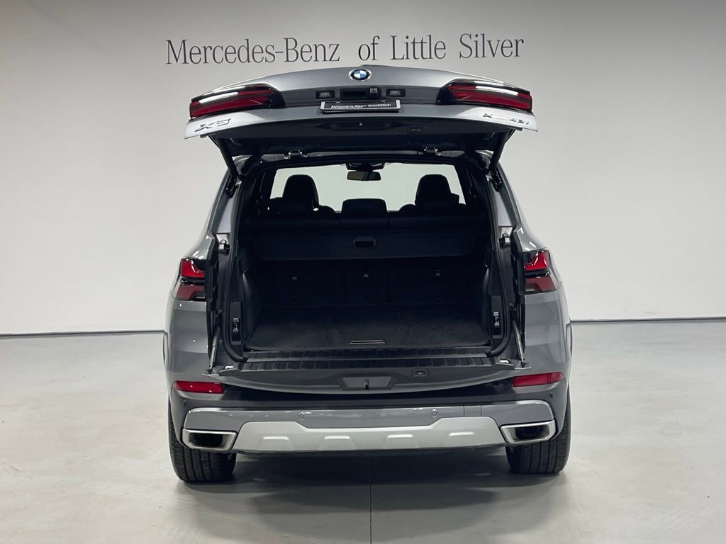 Used 2024 BMW X5 xDrive40i w/ Premium Package image 5