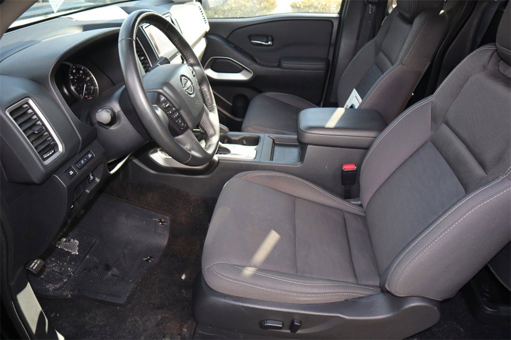 Certified 2024 Nissan Frontier SV w/ SV Convenience Package image 18