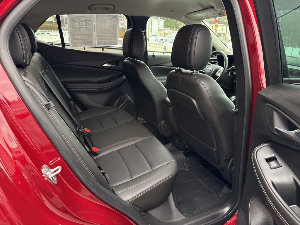 Used 2024 Buick Encore GX Avenir w/ Avenir Convenience Package image 25