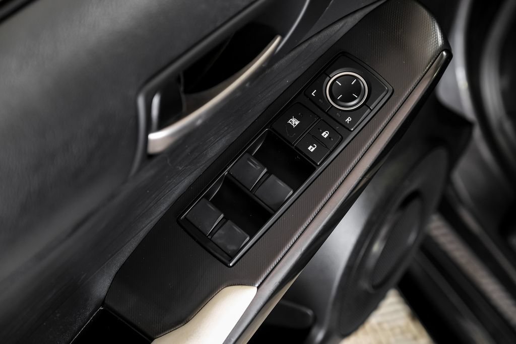 Used 2022 Lexus IS 350 F Sport RWD image 49