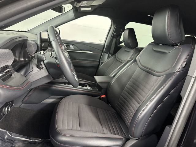 Used 2025 Ford Explorer ST-Line image 17