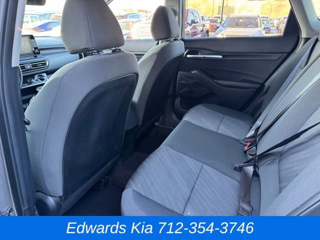 Used 2023 Kia Seltos LX image 13