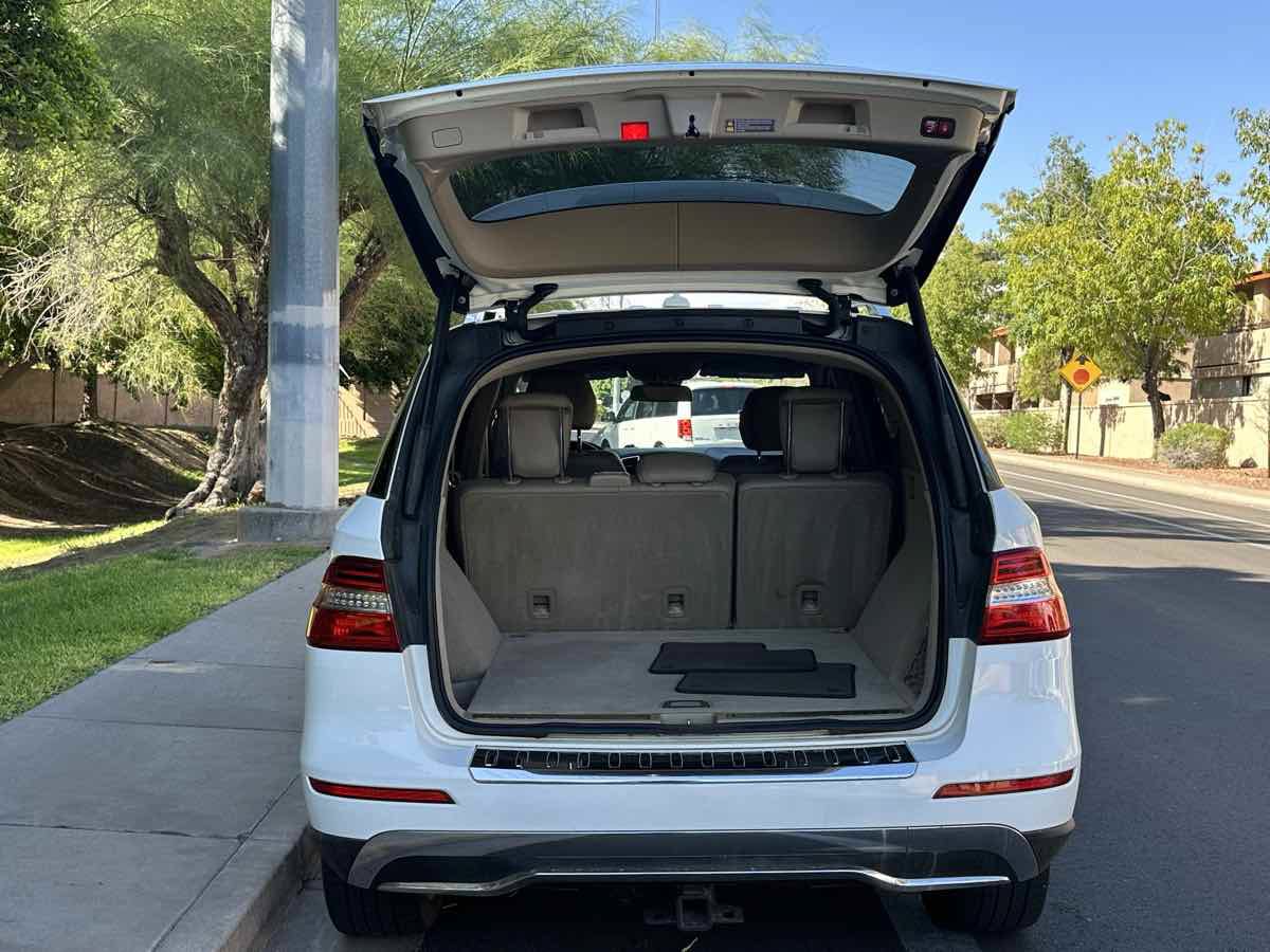 Used 2014 Mercedes-Benz ML 350 4MATIC w/ Premium 1 Package image 39