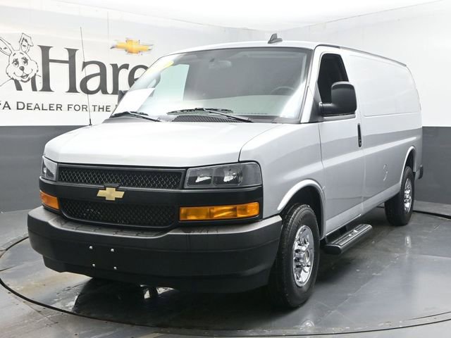 Used 2024 Chevrolet Express 3500 image 24