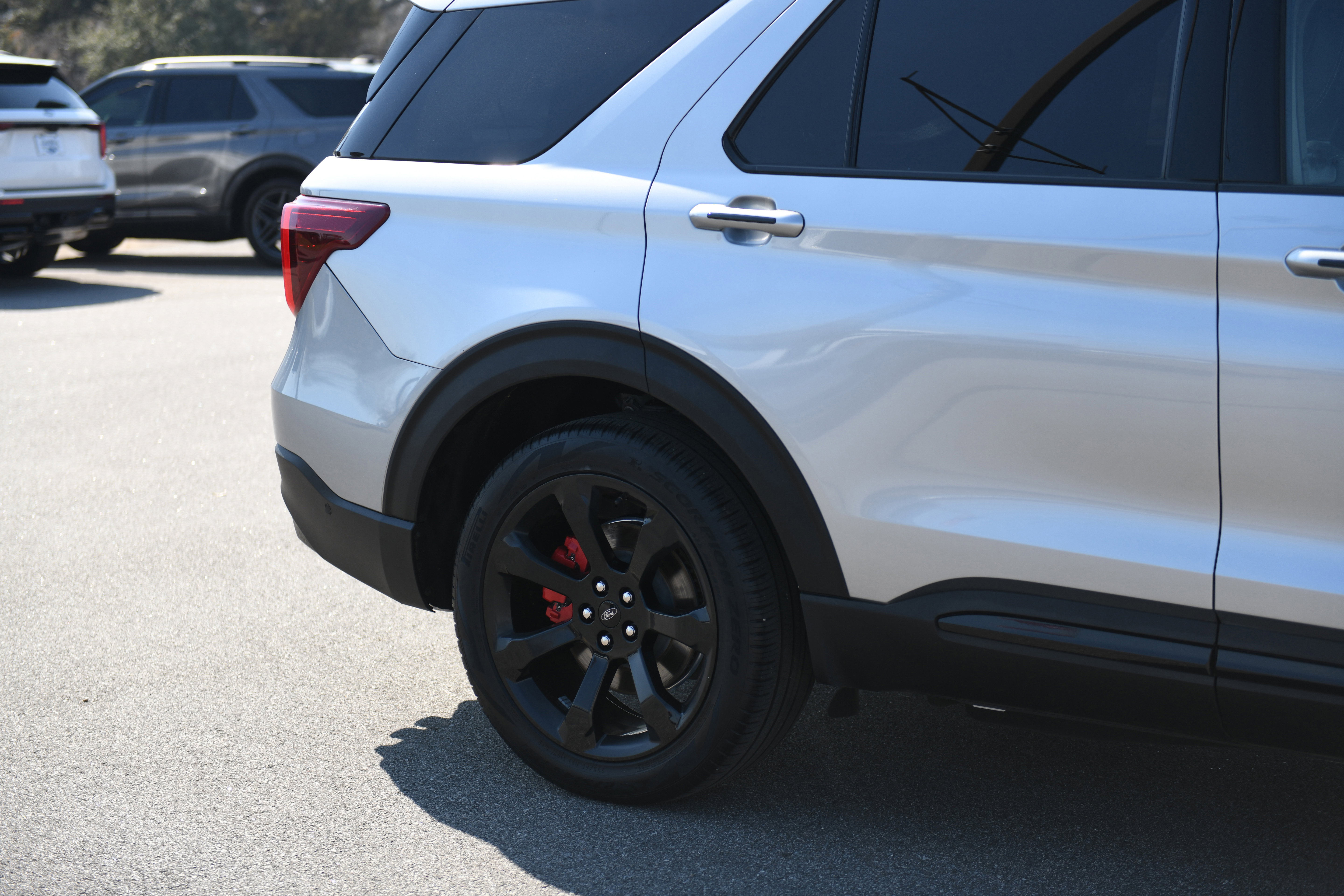 Used 2021 Ford Explorer ST w/ Equipment Group 401A image 4