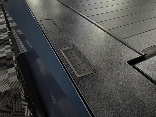 Used 2024 Tesla Cybertruck AWD Crew Cab image 13