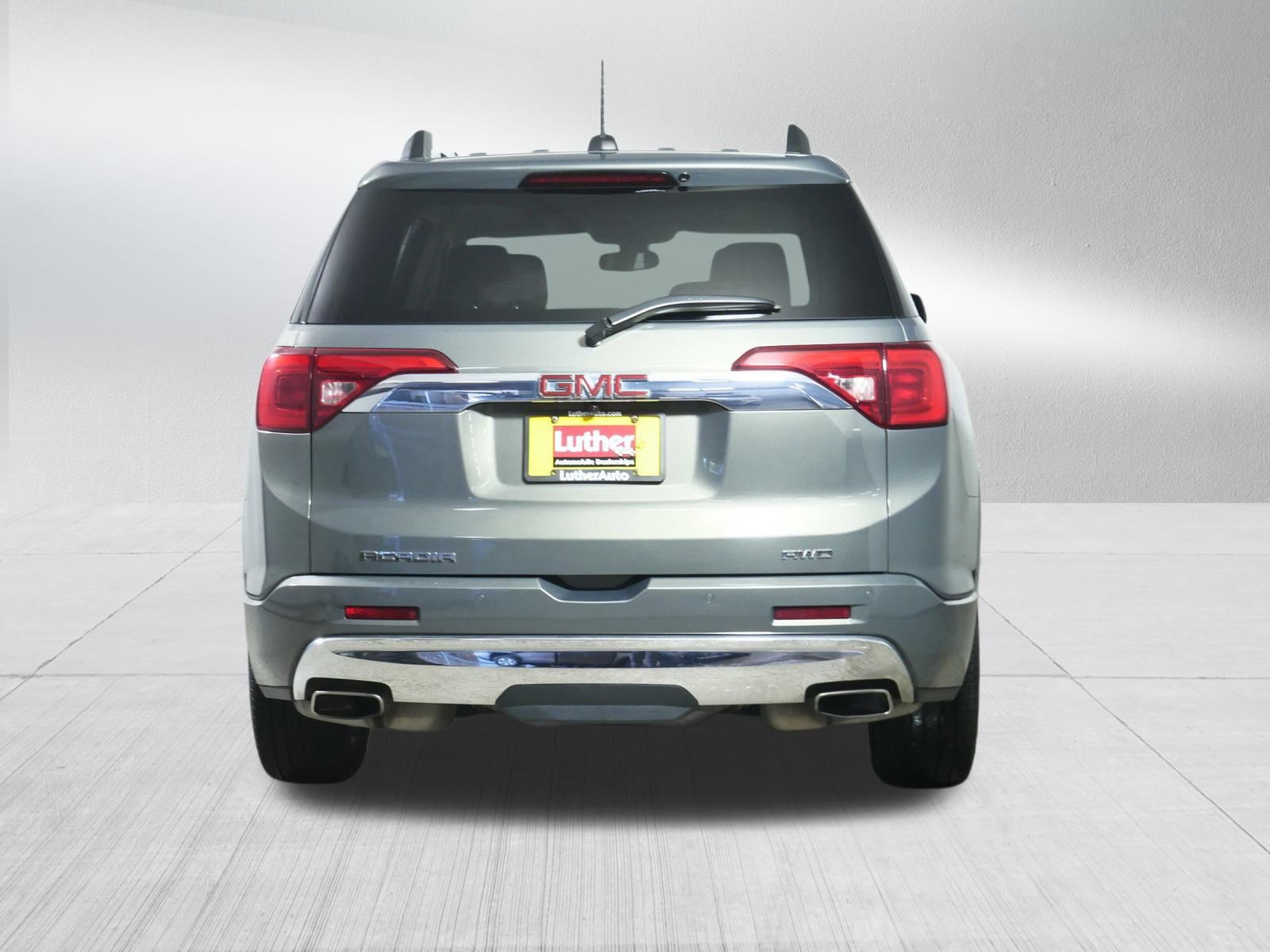 Used 2018 GMC Acadia Denali w/ Technology Package image 6