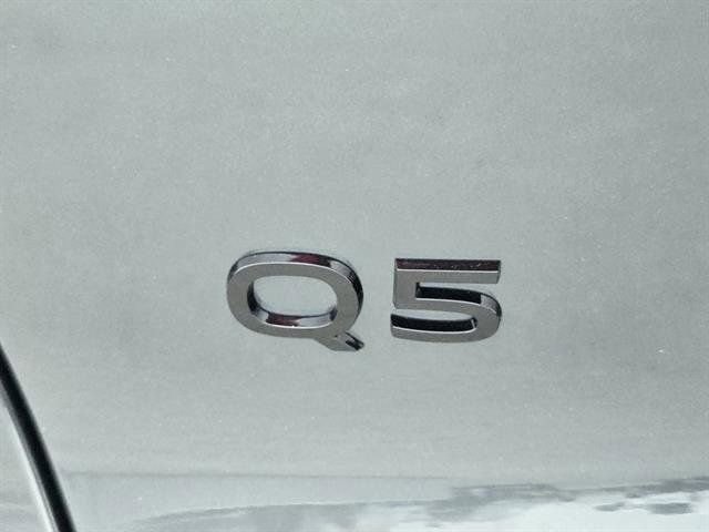 Used 2025 Audi Q5 Premium Plus w/ Premium Plus image 29