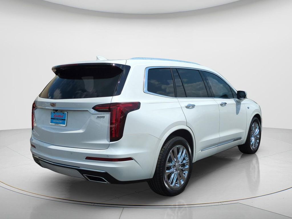 Used 2021 Cadillac XT6 Premium Luxury w/ LPO, Floor Liner Package image 4