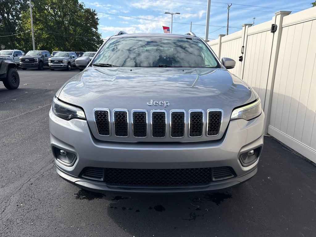 Used 2020 Jeep Cherokee Latitude Plus AWD/4WD image 5
