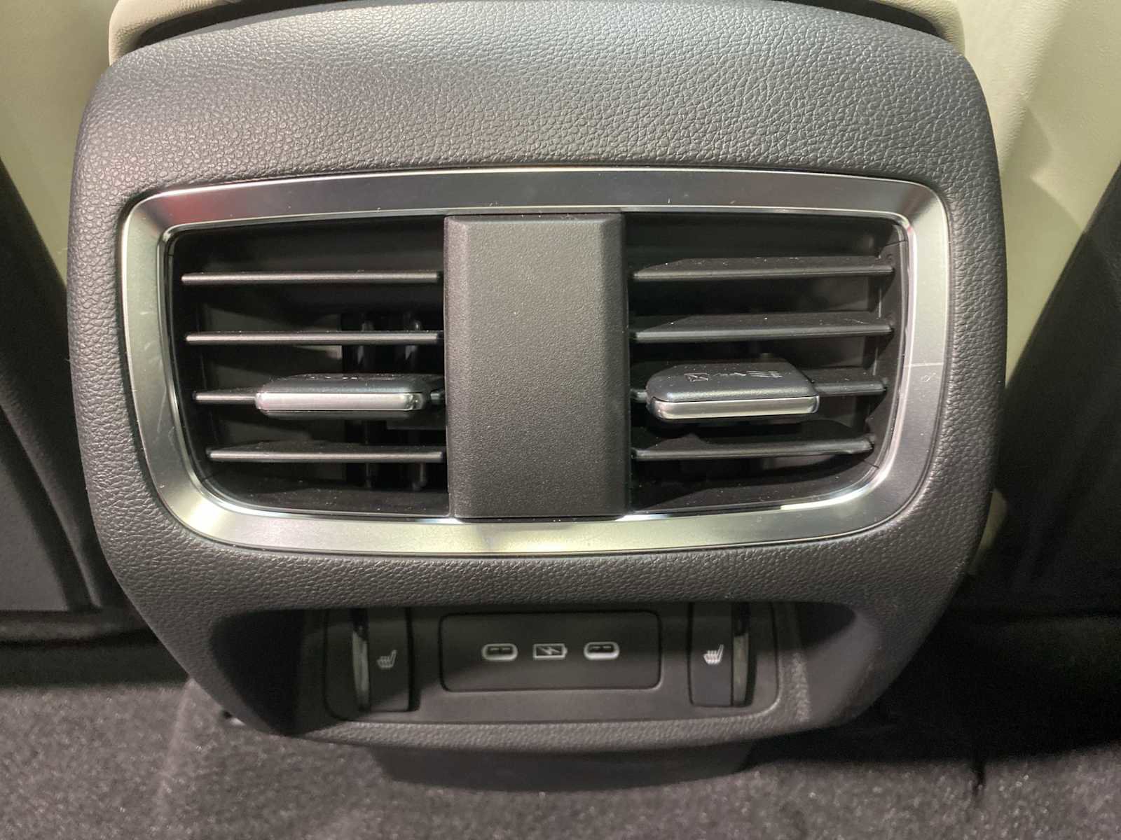 Used 2025 Acura RDX A-Spec image 25