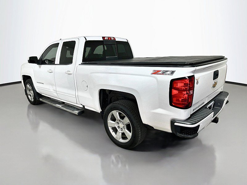Used 2017 Chevrolet Silverado 1500 LT w/ All Star Edition AWD/4WD image 5