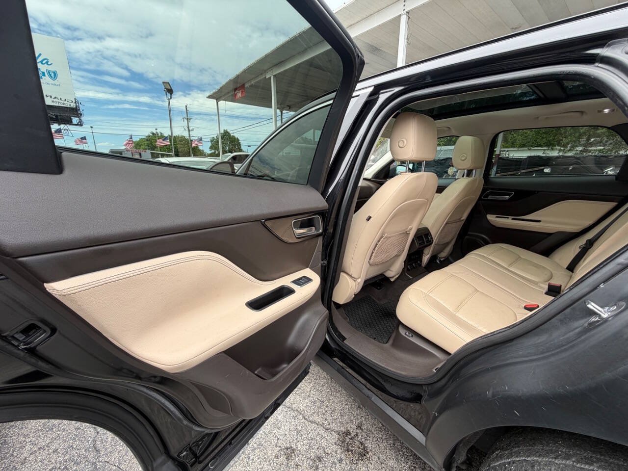 Used 2018 Jaguar F-PACE Prestige AWD/4WD image 14