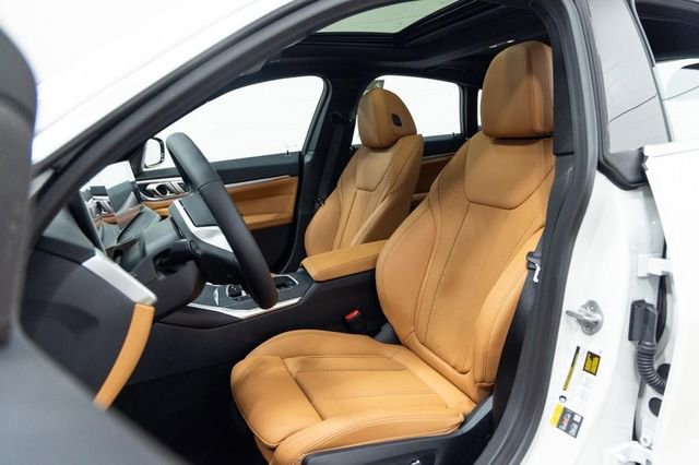 Used 2025 BMW i4 xDrive40i w/ Premium Package image 26