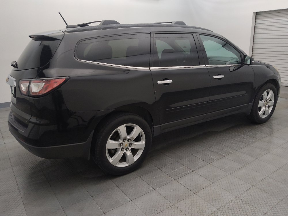 Used 2017 Chevrolet Traverse LT w/ Style and Technology Package FWD image 10