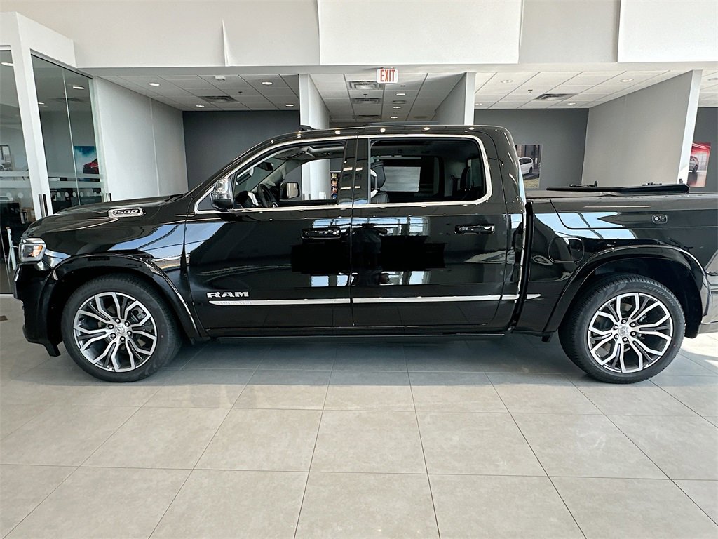 New 2026 RAM 1500 Tungsten w/ Trailer Tow Group image 4