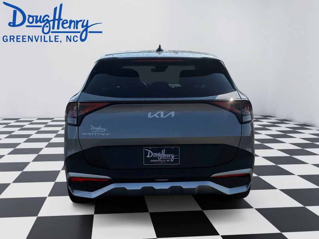 Used 2023 Kia Sportage LX FWD image 4