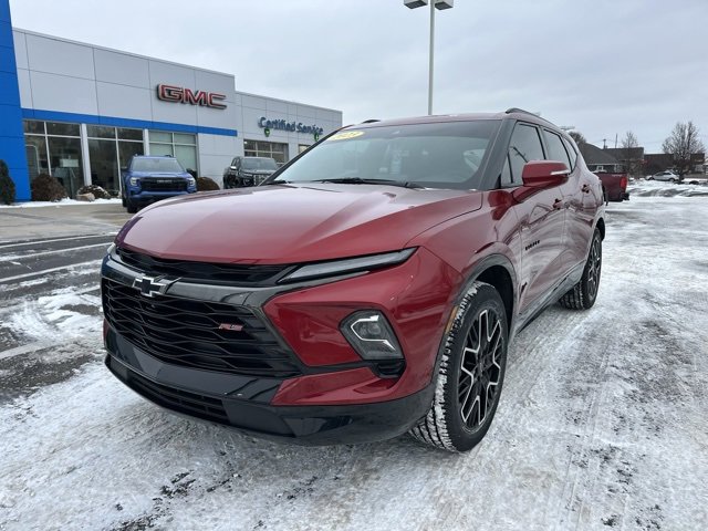 Used 2023 Chevrolet Blazer RS w/ Driver Confidence II Package image 2