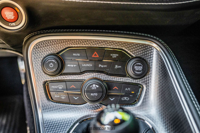 Used 2020 Dodge Challenger SRT Hellcat image 27