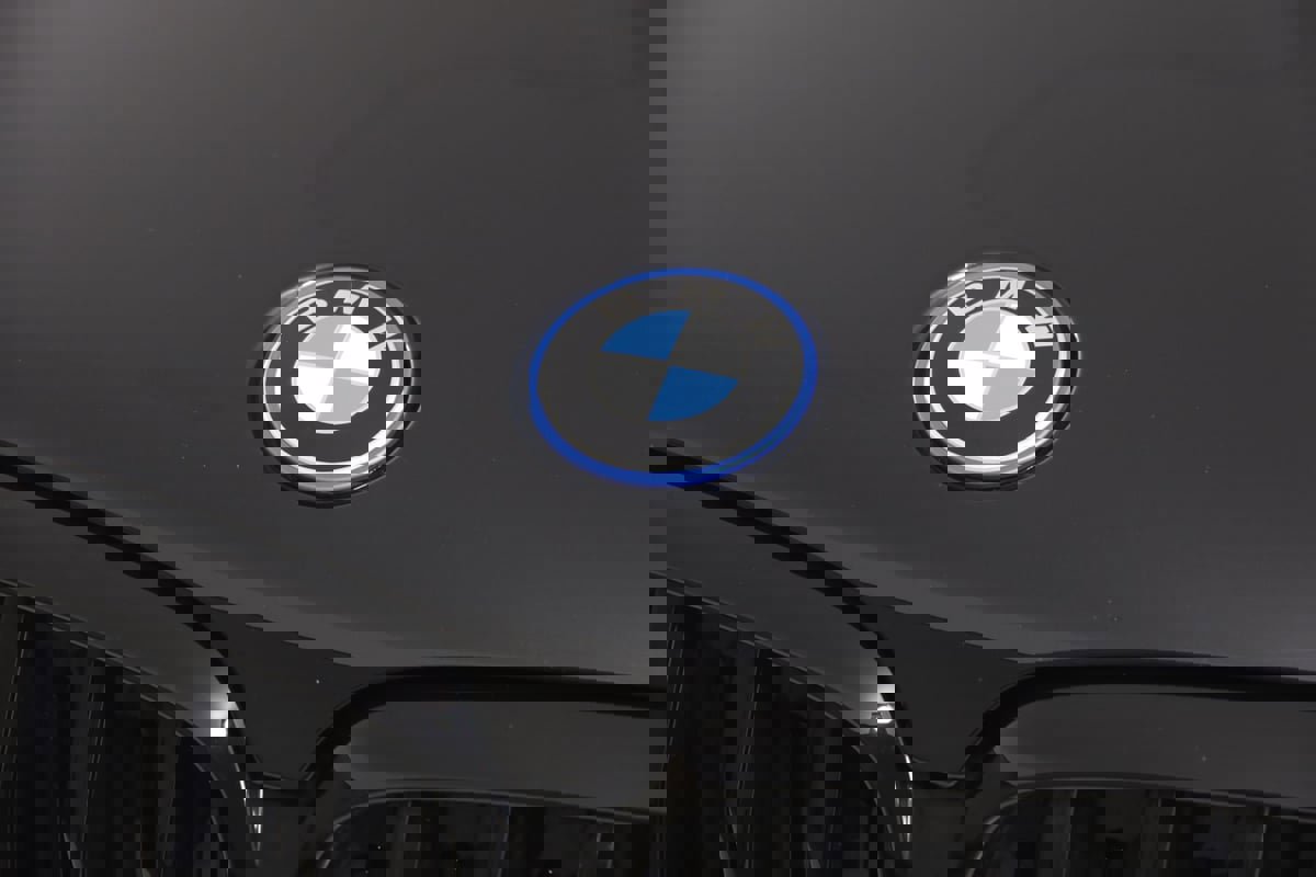 Used 2023 BMW X5 xDrive45e w/ M Sport Package image 17