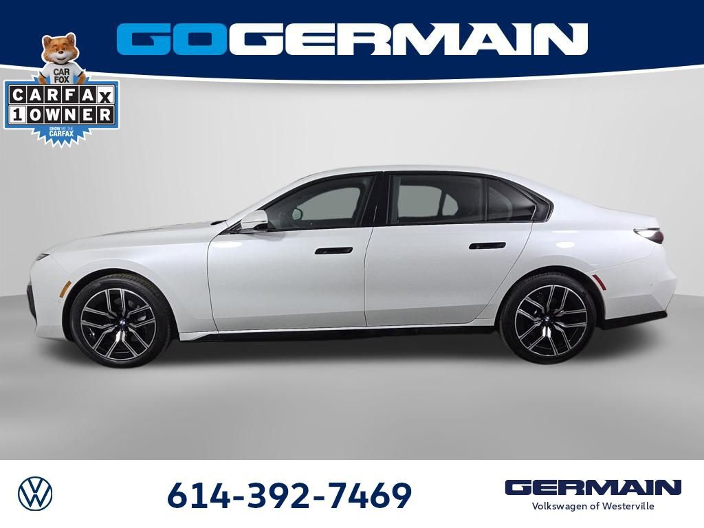 Used 2025 BMW 740i xDrive image 12