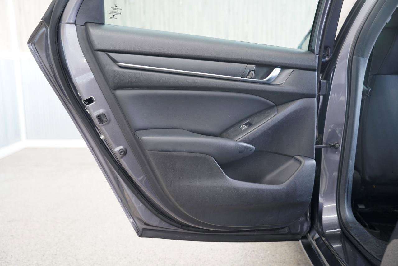 Used 2018 Honda Accord Sport image 37