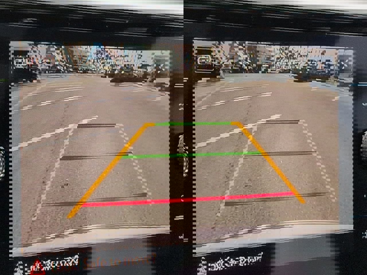 Used 2023 Volkswagen Atlas SE w/ Panoramic Sunroof Package image 21