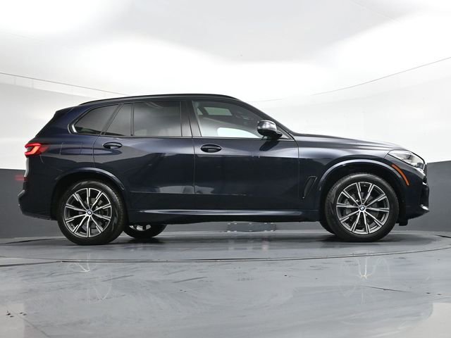 Used 2023 BMW X5 xDrive40i w/ M Sport Package image 33