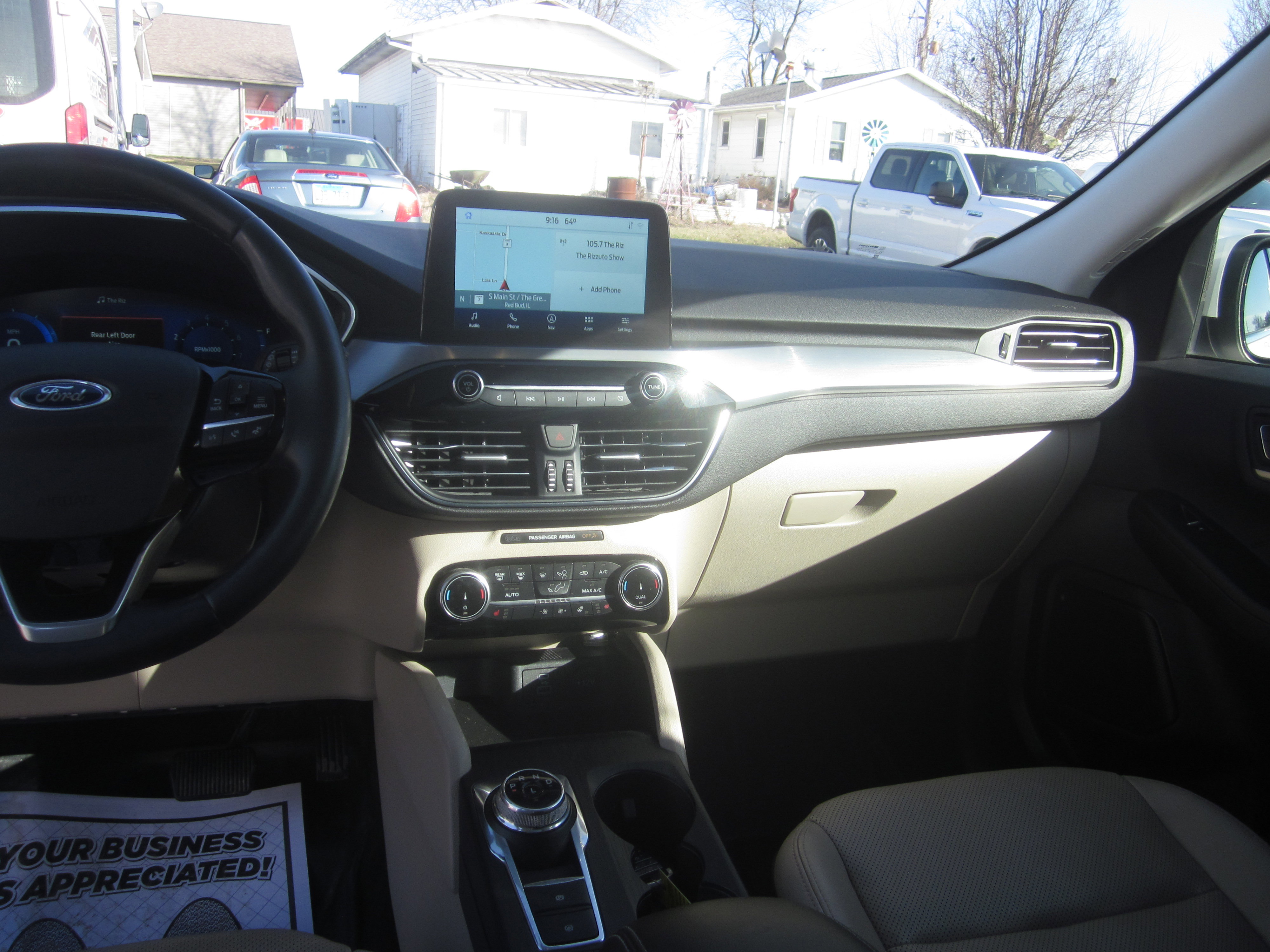 Used 2022 Ford Escape Titanium w/ Class II Trailer Tow Package image 15