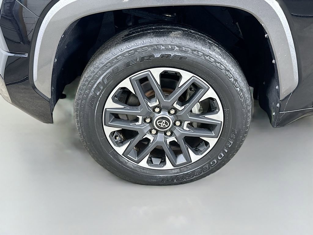 Used 2022 Toyota Tundra Limited image 7
